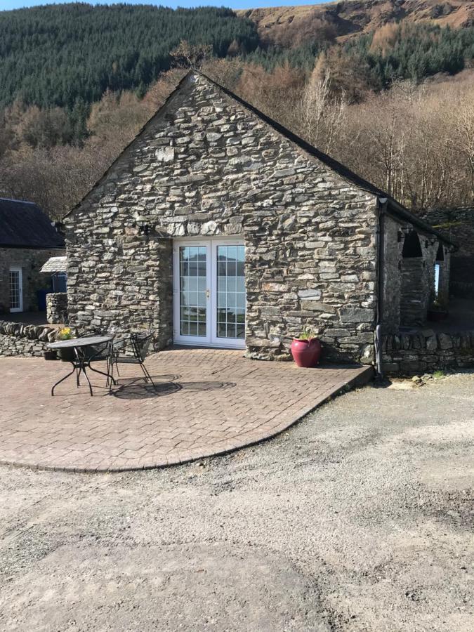 러스 Culag Lochside Self Catering 아파트 외부 사진