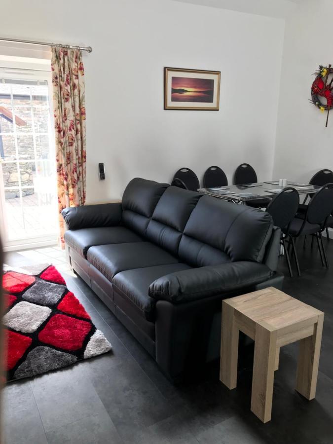 러스 Culag Lochside Self Catering 아파트 외부 사진