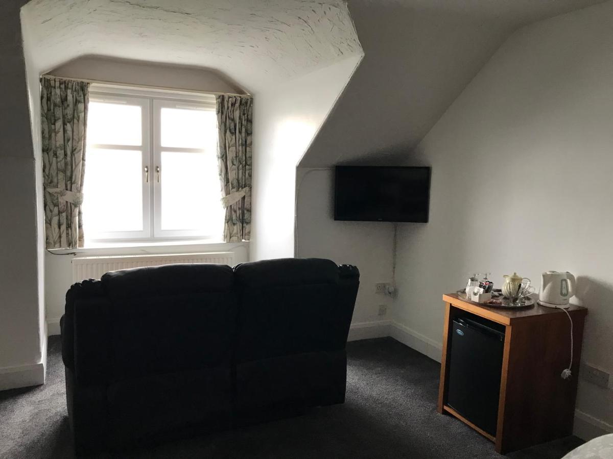 러스 Culag Lochside Self Catering 아파트 외부 사진