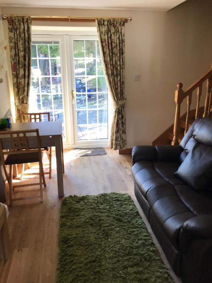 러스 Culag Lochside Self Catering 아파트 외부 사진