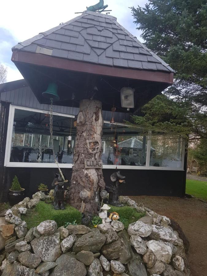 러스 Culag Lochside Self Catering 아파트 외부 사진