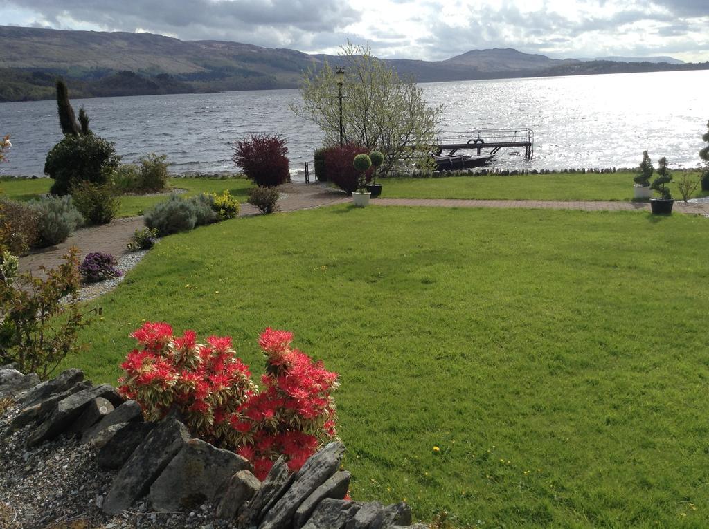 러스 Culag Lochside Self Catering 아파트 외부 사진