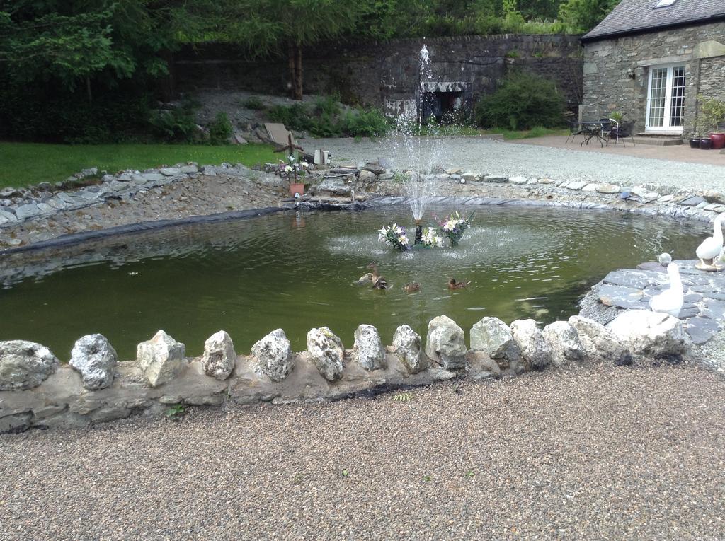 러스 Culag Lochside Self Catering 아파트 외부 사진